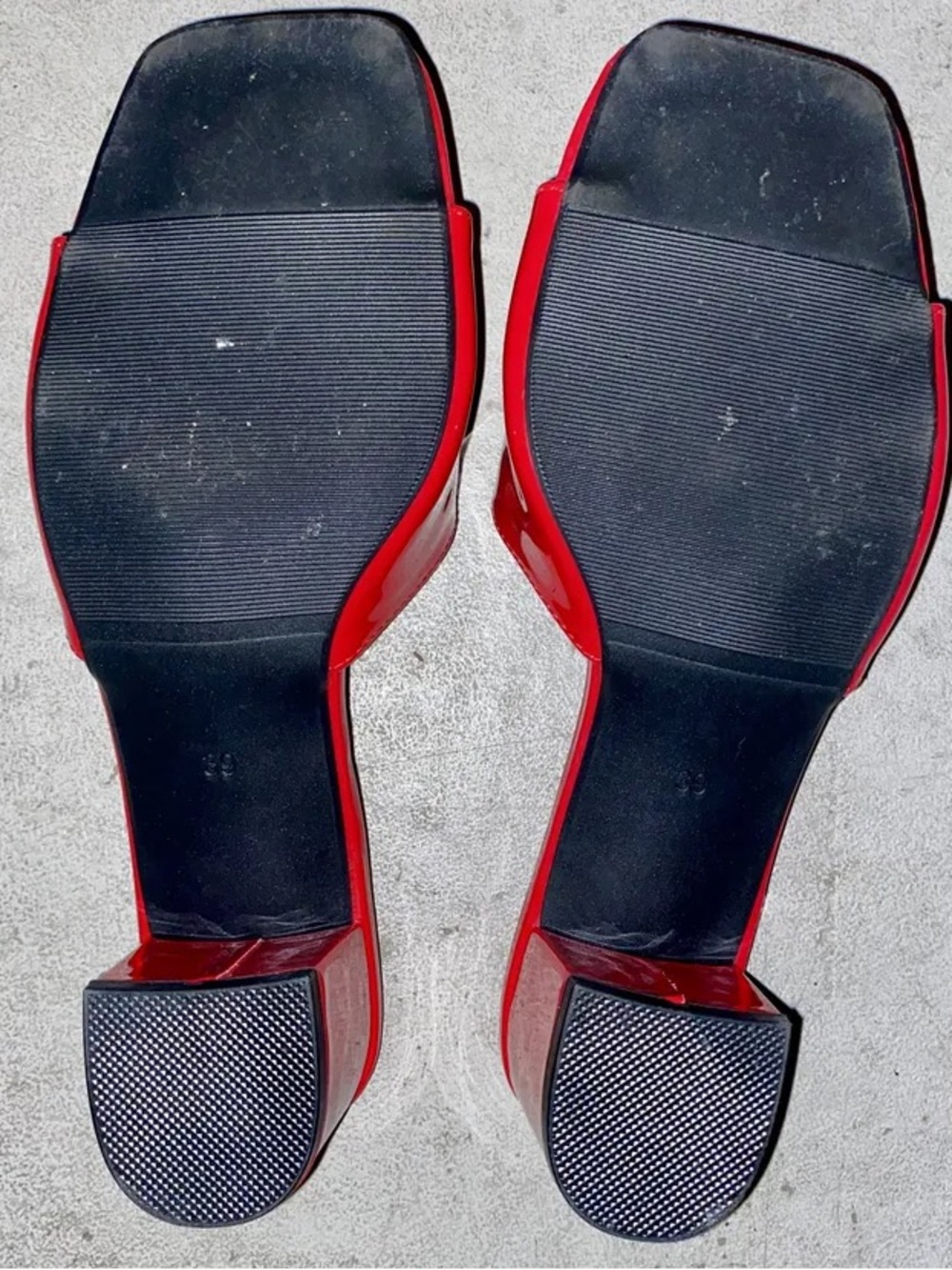 Red Block Mules Sandals Heels - Picture 4 of 4